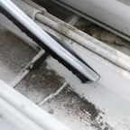 Gap Cleaning Brush